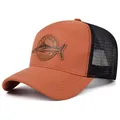 Stylische Trucker-Kappe in Orange und Schwarz mit Angel-Lederpatch für Outdoor - Orangerot