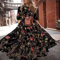 Bohemien Maxi-Kleid mit Blumendruck und großem Schwung für den Urlaub, Detailansicht. - S / Schwarz