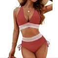 Ensemble bikini taille haute marron-rouge avec rayures colorées et liens sur les côtés - S / Haut Et Bas / Rouge Brique