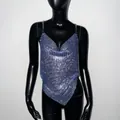 Haut en maille strassée bleue avec bretelles en chaîne et ourlet asymétrique chic - Taille unique / Bleu saphir