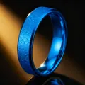 Anello a fascia in acciaio al titanio blu smerigliato con finitura opaca di classe - US 7 / 6mm / Blu