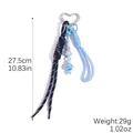 Süßer blauer geflochtener Taschenanhänger mit Herzclip und Perlenquaste, 27,5 cm lang - Kontraststreifen Anhänger (K2508-23)