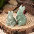 Coppia di figurine di coniglio in avventurina verde naturale intagliate a mano. - Avventurina (2 pollici)