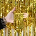 Glänzender 2m Goldherz-Folienfransenvorhang Hintergrund für Hochzeit Party Dekorationen - Herz hohl / 100cmx200cm / Gold