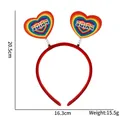 Vista dettagliata del cerchietto Pride cuore arcobaleno incluse dimensioni e peso del prodotto - Lettere a Cuore