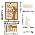Dekorative Holzplakette zum Vatertag mit Größenangaben und einem Gewicht von 70,8g - Vater-Sohn Handabdruck Stil