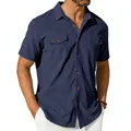 Detaillierte Ansicht eines marineblauen Cord-Kurzarmhemds mit zwei stilvollen Brusttaschen - S / Tops / Marineblau