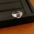 Anello regolabile minimalista in finitura argento con pietra in vetro trasparente - Stile 9 (9) / Argento