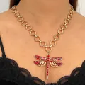 Collana a catena dorata vintage con ciondolo a forma di libellula e strass rossi - Libellula In Strass Colorati (8220)