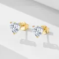 Detailansicht herzförmiger Ohrstecker mit Zirkonia und Vergoldung aus S925 Silber - 925er Silber / Gold