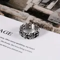 Vintage Edelstahlring mit geprägten Sternmustern und einem hohl geschnitzten Design. - US Größe 7