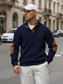 Primo piano del maglione Henley da uomo in maglia jacquard blu navy con toppe sui gomiti. - S / Tops / Blu navy