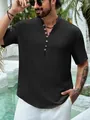 Camicia Henley casual da uomo a maniche corte nera con scollo a V profondo e bottoni - XS / Tops / Nero