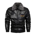 Elegante giacca bomber da uomo in pelle PU nera con collo in pelliccia e toppe militari - L / Tops / Nero