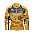 Dettaglio frontale di una giacca da corsa in pelle da uomo con ricami alla moda - S / Tops / Giallo Terra