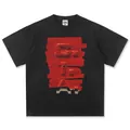 Schwarzes schweres Baumwoll-T-Shirt mit einzigartigem 3D-Roter-Tape-ADER-Logo-Druck - S / Tops / Schwarz