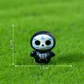 Figura de fantasma esqueleto en miniatura Día de Muertos para decoración de jardín DIY - Personaje Esqueleto (C3393) / 2.1x1.7cm / Estilo Azul