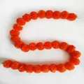 Lebhafte orangefarbene Studentenblumen-Girlande für Tag der Toten und Diwali-Deko - Orange