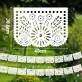 Bannière mexicaine papel picado blanche avec motifs floraux pour fête des morts - Style Classique Mixte Multi-Panneaux