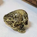 Anello teschio gotico vintage con incisione floreale messicana in finitura dorata - Oro Antico