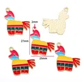Vue détaillée de breloques en émail alpaga coloré avec dimensions pour bijoux DIY - Cheval (W435) / 27*25mm