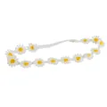 Dettaglio di una fascia per capelli con margherite bianche per costumi da festa hippie - Ghirlanda di fiori / Ghirlanda di Margherite (PJ9665A)