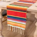 Traditioneller mexikanischer Serape-Tischläufer mit bunten Streifen und weißen Fransenquasten - Rot