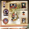 Decoratieve kleurrijke Halloween skelet raamstickers met vintage kaders en spoken - 30x45cm / Nachtmerrie Huis