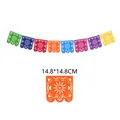 Vue détaillée de la bannière mexicaine en feutre papel picado 14,8x14,8 cm ajourée - Carré / A1 Carré