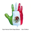 Detailansicht eines mexikanischen Folienballons in Handform für Partydekorationen - Mexiko Handform Ballon / Mexiko Flaggenfarbe