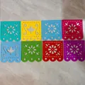 Bannière mexicaine Papel Picado en feutre coloré avec motifs floraux ajourés - D Lot de 8