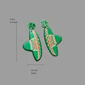Vista dettagliata delle dimensioni degli orecchini a sombrero messicano verdi - Stile Sombrero Verde (E4)