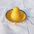 Sombrero mexicain jaune en paille avec pompons pour les fêtes d'Halloween - Diamètre 35cm (Convient aux 2-10 ans) / Jaune