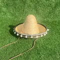 Traditionele Mexicaanse strohoed met witte pompons en een kleurrijke kinband - Diameter 33-35cm / Met Witte Pompons / Beige