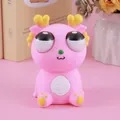 Schattige roze draak stressverlichting knijpspeeltje met hartjeshoorns en ogen - 8cm / Roze