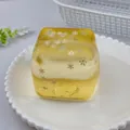 5.5cm Yellow Snowflake Ice Cube