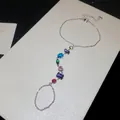 Détail d'un bracelet bague luxueux orné de zircons multicolores avec anneau intégré - Mixed Shapes (HB6243) / Argent - Arc-en-ciel