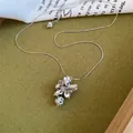 Elegante halsketting met druivenhanger, gespikkelde stenen en zilveren ketting sieraad - Druiventros-Zilver-Zwart Wit