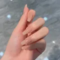 Uñas postizas de ataúd nude natural con un acabado brillante minimalista para mujeres - Ataúd Largo / 24 Piezas/Juego / Nude Natural (CDJ-7-128)