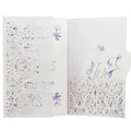 Elegante lasergesneden witte huwelijksuitnodiging met paarse bloemdetails - Wit