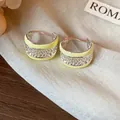 Elegant U-shaped hoop earrings in pale yellow enamel and silver-plated zircon detail - 20 Ear Buckle (Light Yellow Enamel) / Silver-Yellow