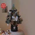 Mini albero di Natale da tavolo 45 cm con farfalla bianca e luci LED integrate - Stile Farfalla Bianca (XS8585) / 45cm