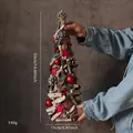 Mini albero di Natale rustico in legno con stelle rosse e pigne, altezza di 50 cm - Torre di Pigne Stile C / 50cm