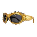 Lunettes de soleil punk uniques avec monture dorée texturée et rivets en argent. - Doré