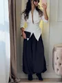 Modischer schmal geschnittener weißer V-Ausschnitt-Blazer mit elegantem spitzen Saum - S / Tops / Weiß
