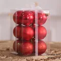 Set de 12 bolas de Navidad rojas en acabados brillantes, mates y purpurina, 6 cm - Juego de 12 / Rojo