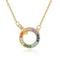 Collar de círculos entrelazados en oro con piedras arcoíris y detalle de corazón chic - Dorado