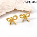Vergoldete Edelstahl Schleifen Ohrstecker im französischen Schleifen-Design für Damen - Goldener 3D-Bandwickel-Stil (XE91789G) / Gold