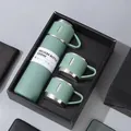 Δώρο σετ θερμός 500ml από ανοξείδωτο ατσάλι σε χρώμα μέντας με τρία φλιτζάνια - 500ml / Σμαραγδί