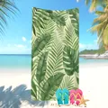 Telo mare in microfibra con stampa tropicale di foglie di Monstera per le vacanze - Piante Naturali Fresche (10) / 50x100cm
